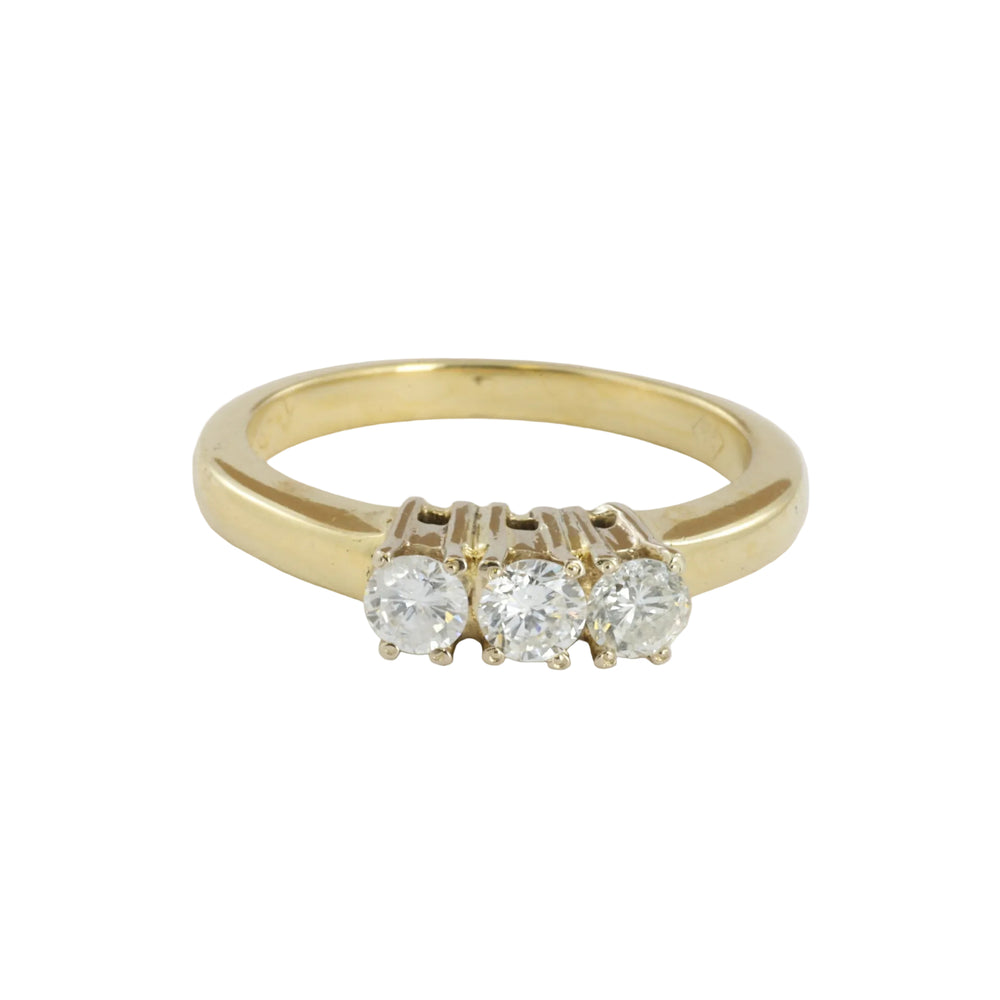 Anello in oro giallo 18k con diamanti