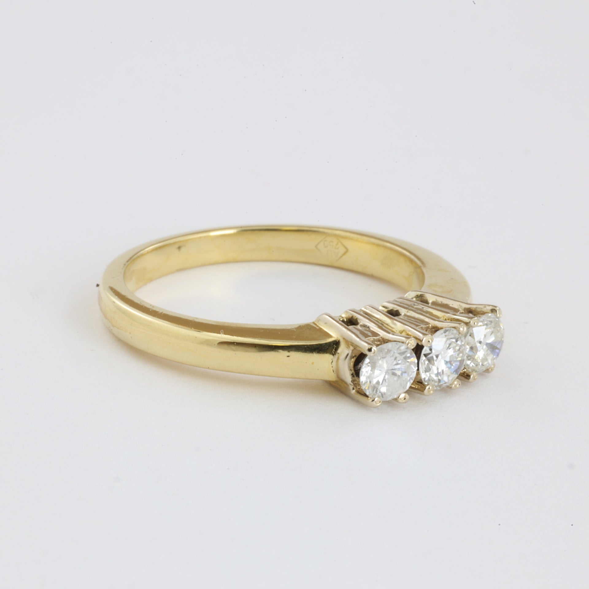 Bague en Or jaune 18k avec Diamants