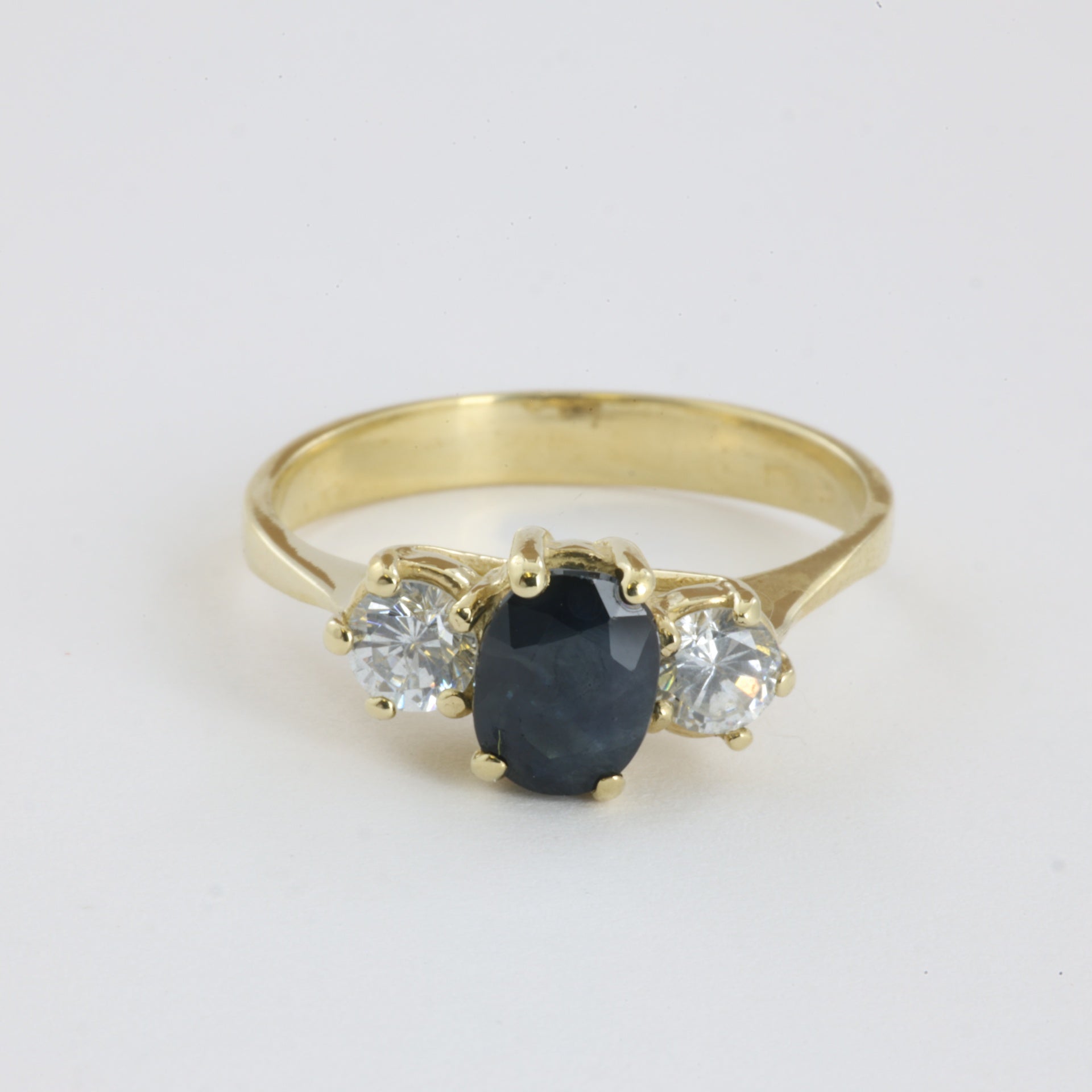 Bague en Or jaune 14k avec Saphir