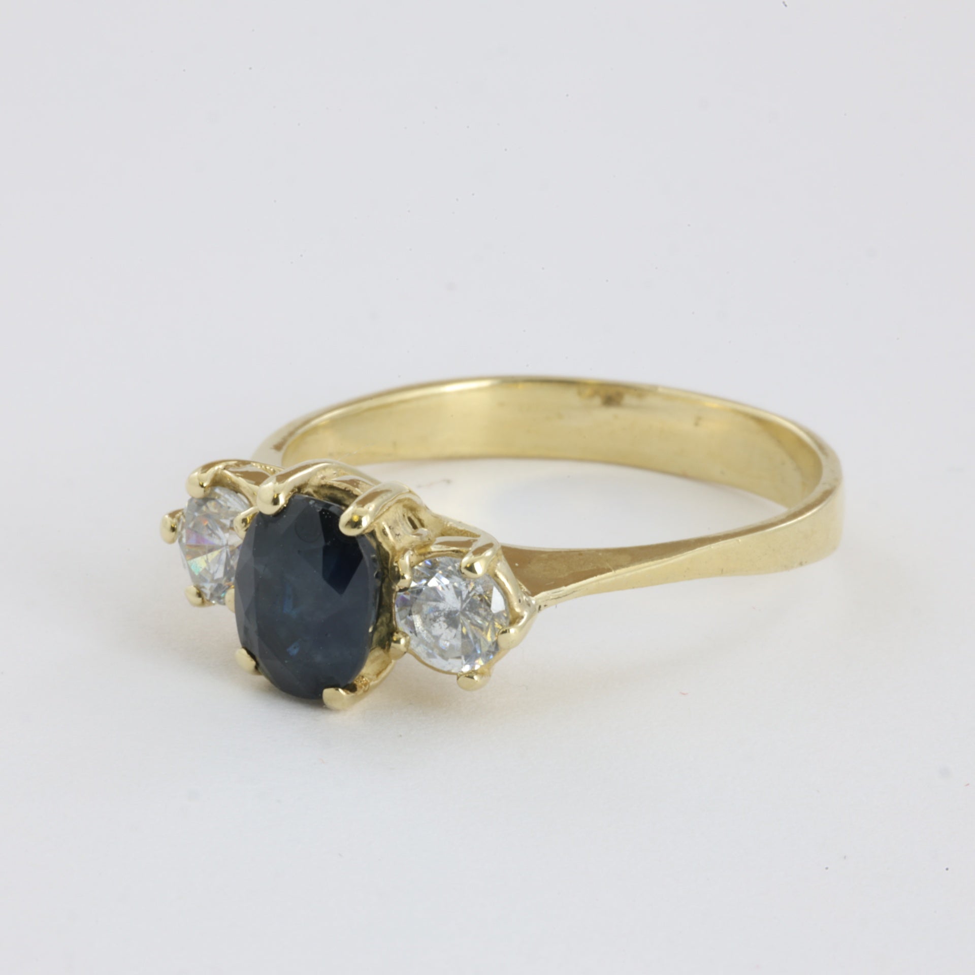 Bague en Or jaune 14k avec Saphir