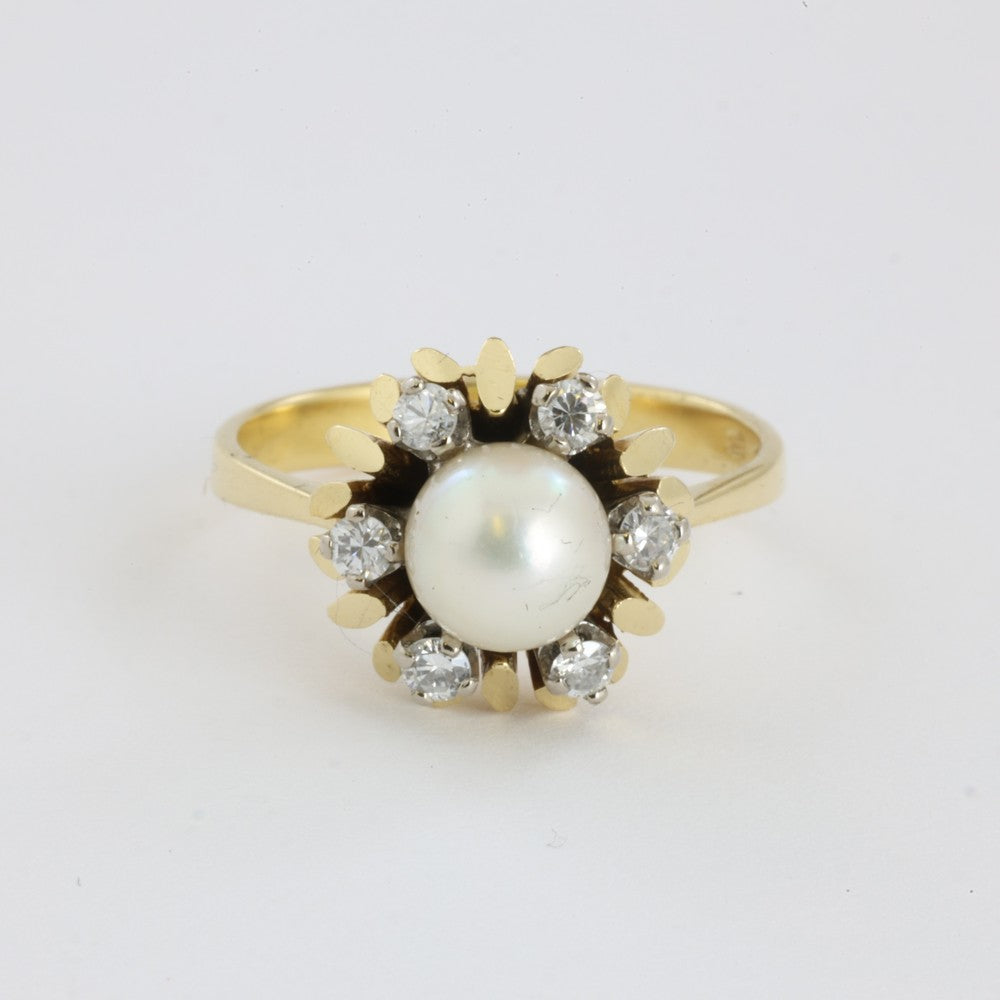 Bague en Or jaune 18k avec Perle et Diamants