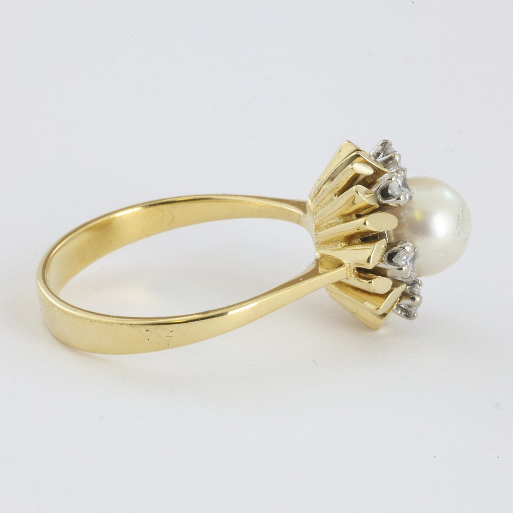 Bague en Or jaune 18k avec Perle et Diamants