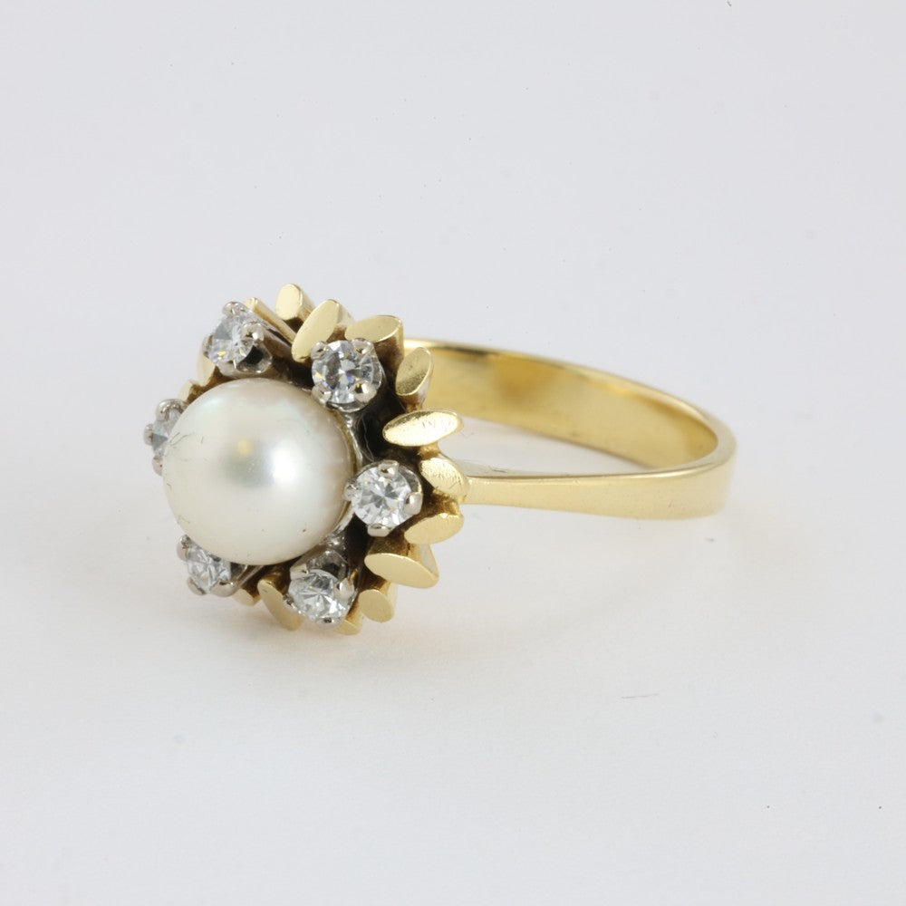 Bague en Or jaune 18k avec Perle et Diamants