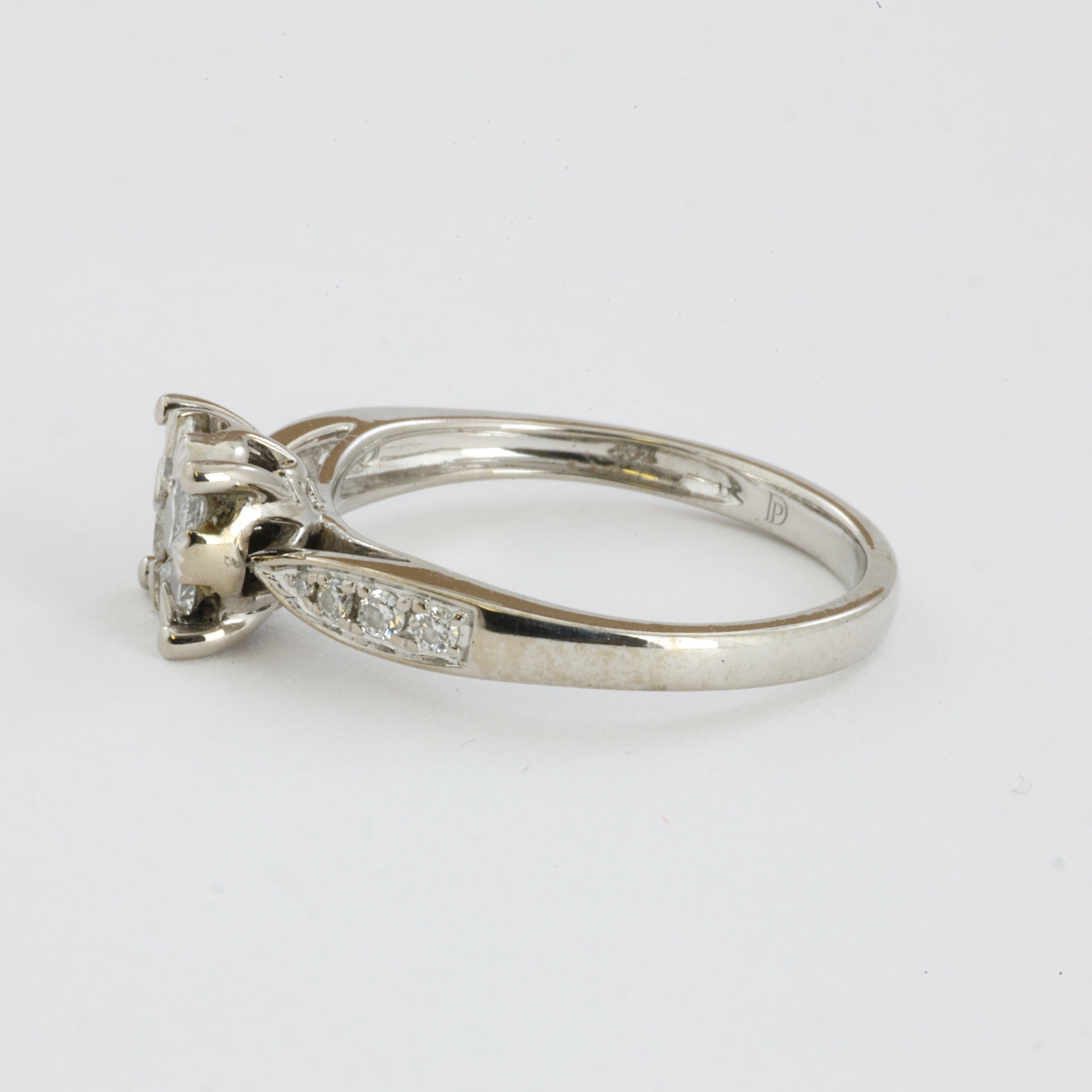 Bague en Or blanc 14k avec Diamants